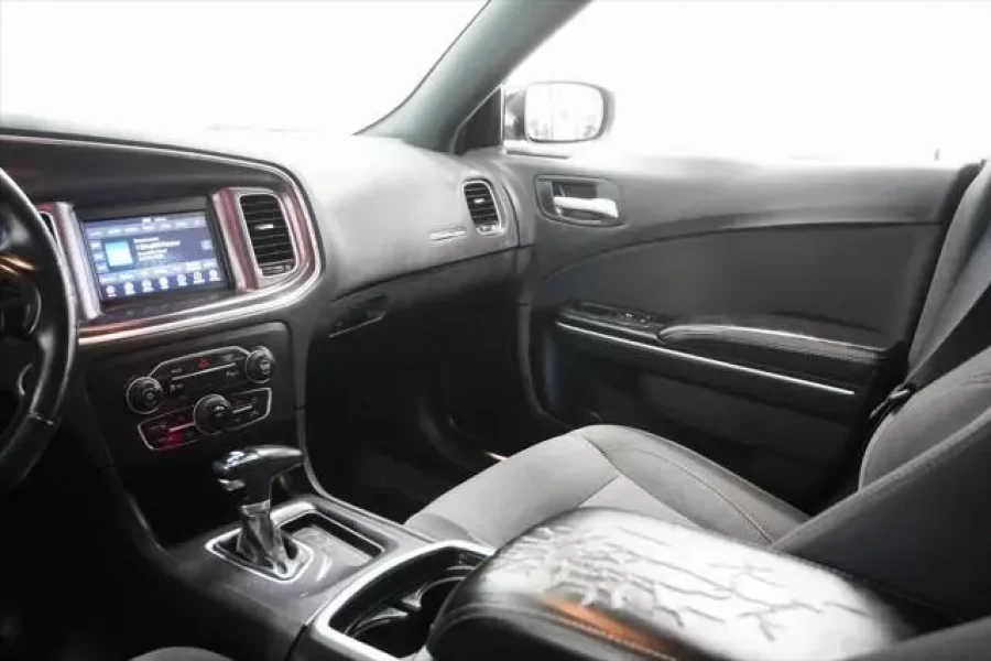 2018 Dodge Charger SXT