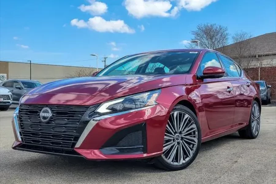 2023 Nissan Altima 2.5 SL