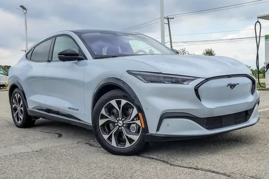 2021 Ford Mustang Mach-E Premium